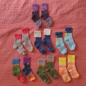 EUC Sesame Street Bombas Socks (7 pair) Size Youth (4-8 yo)